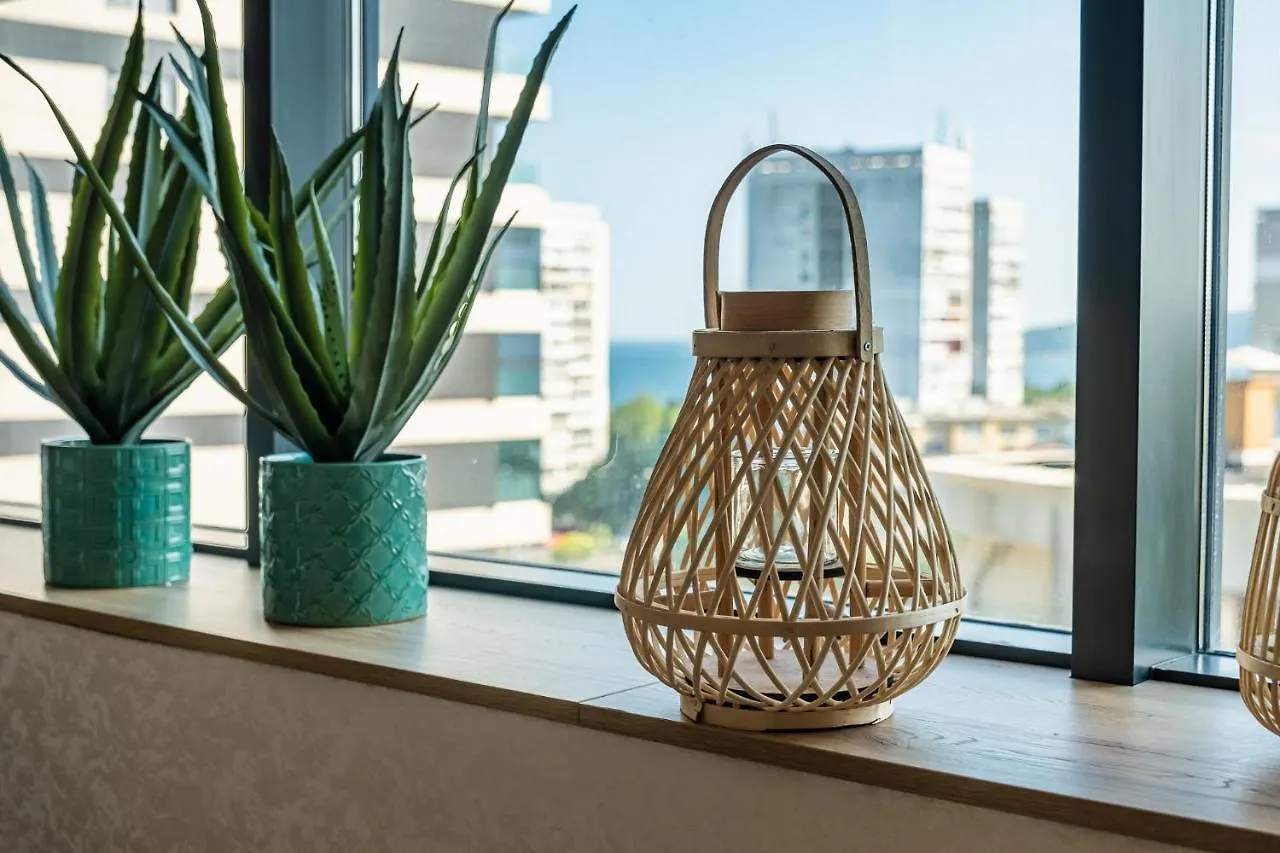 Metalex Garden 2Bdrm Luxury Apartment 바르나