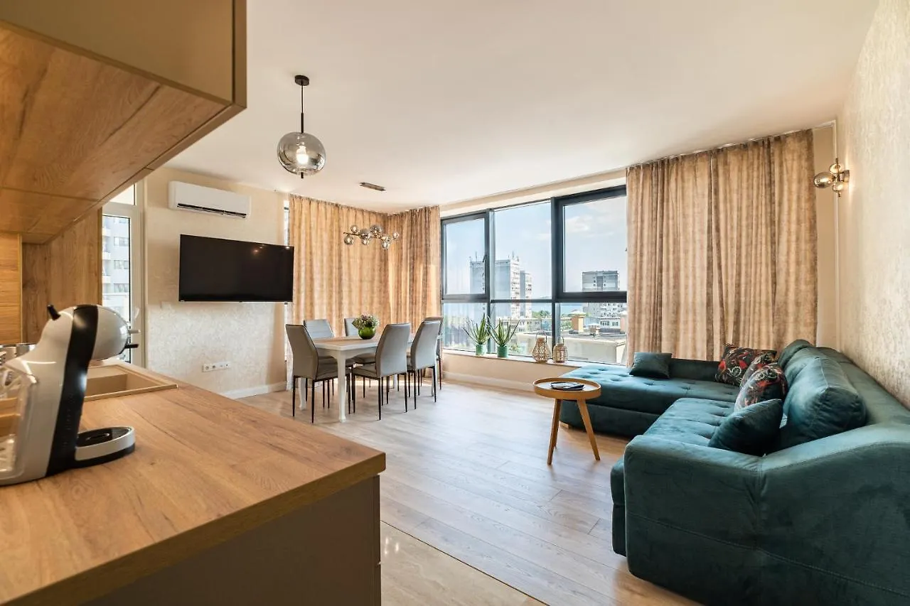Metalex Garden 2Bdrm Luxury Apartment 바르나