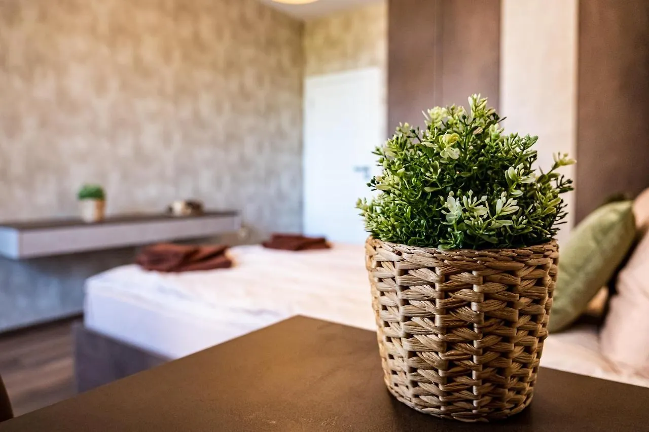 Metalex Garden 2Bdrm Luxury Apartment 바르나 불가리아